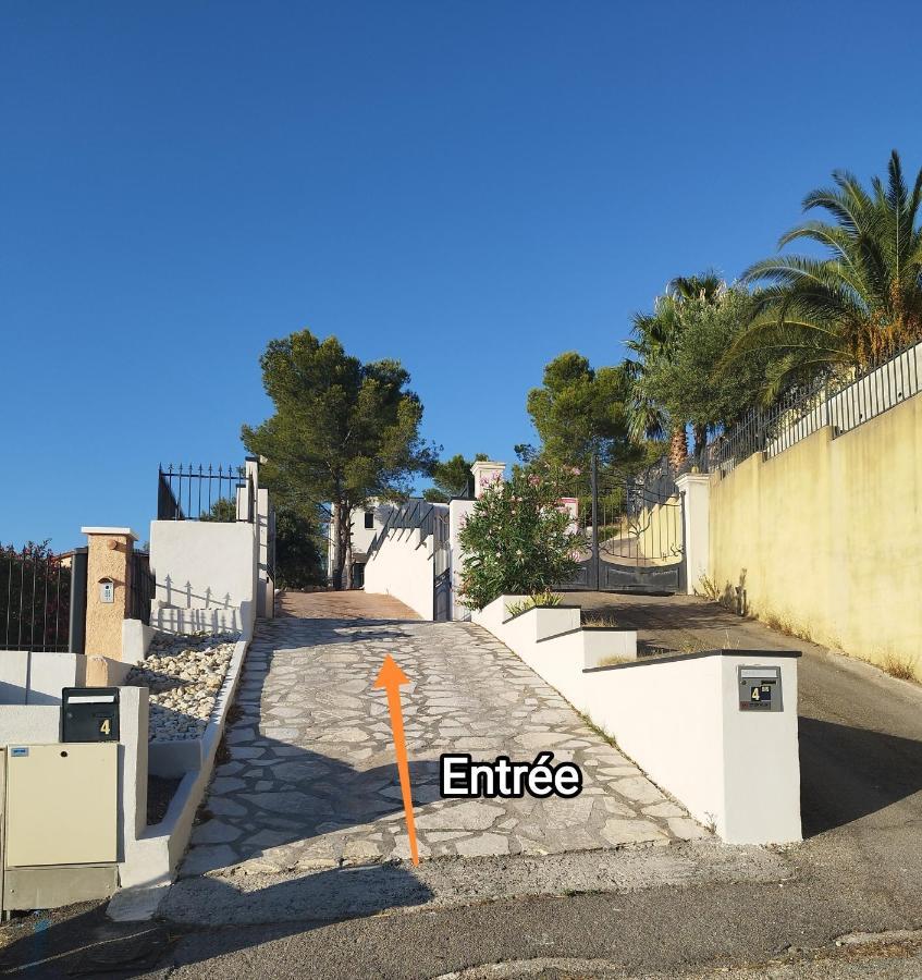 Studio Du Roc Des Garrigues Langlade Екстериор снимка