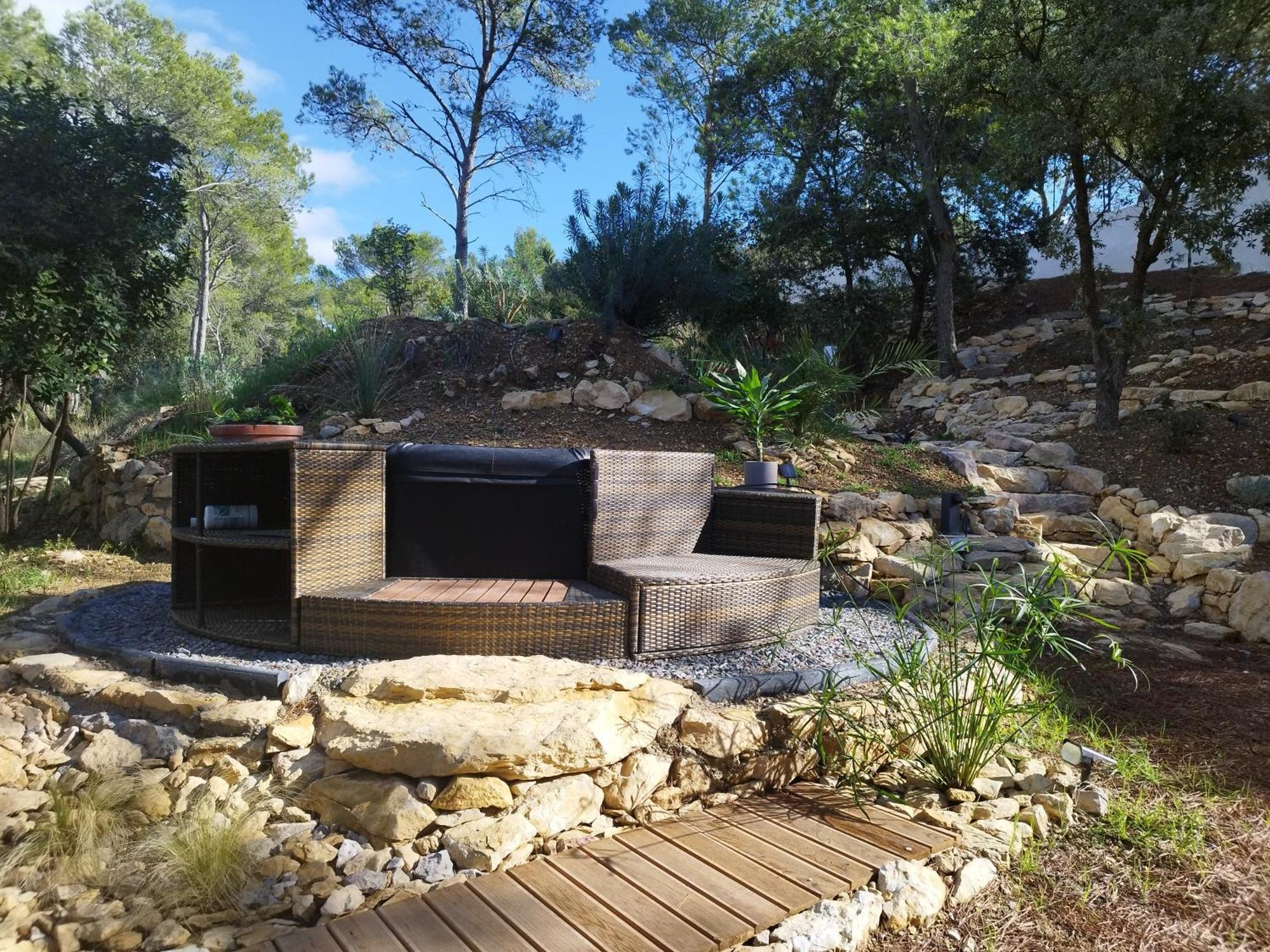Studio Du Roc Des Garrigues Langlade Екстериор снимка